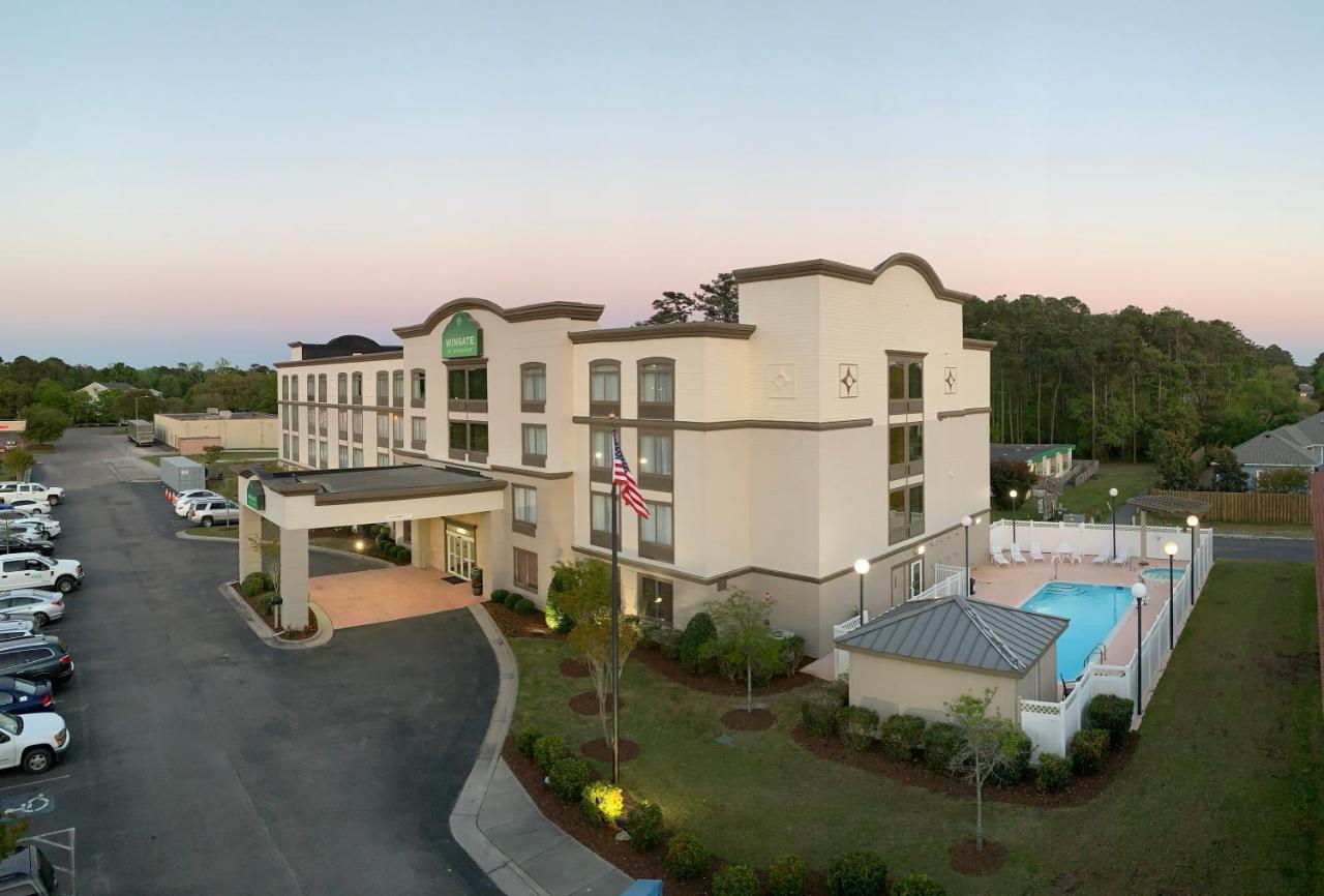 Wingate By Wyndham Southport Hotel Kültér fotó
