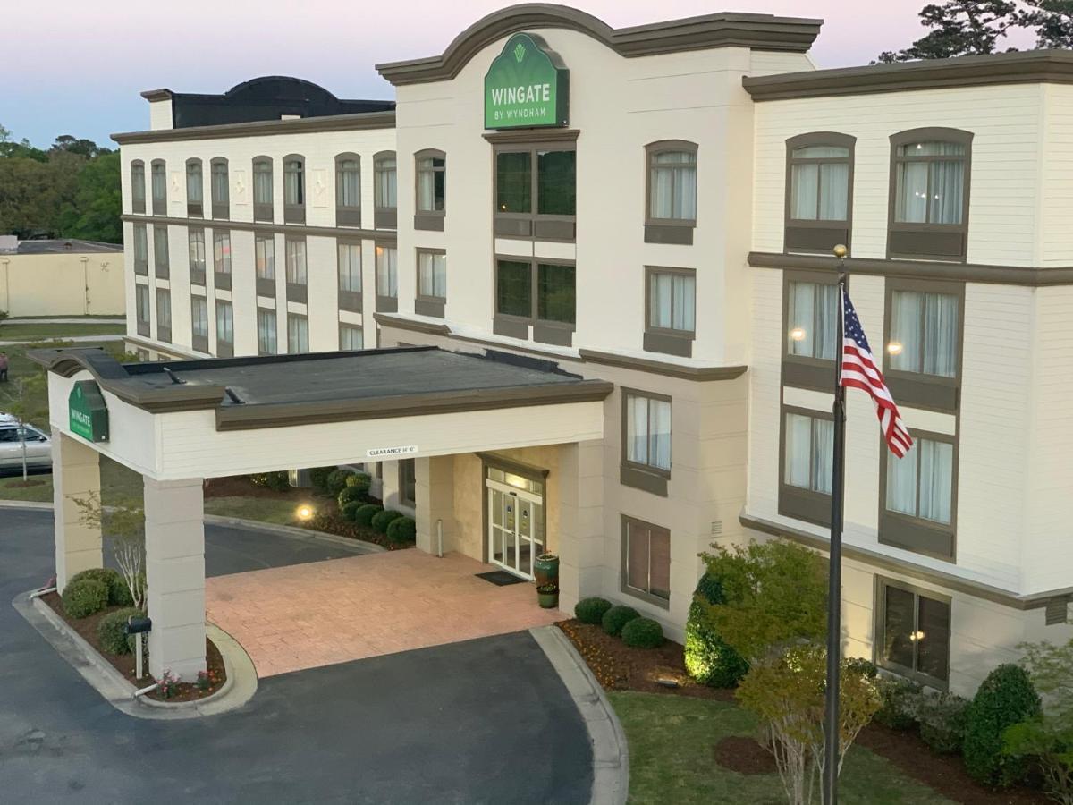 Wingate By Wyndham Southport Hotel Kültér fotó