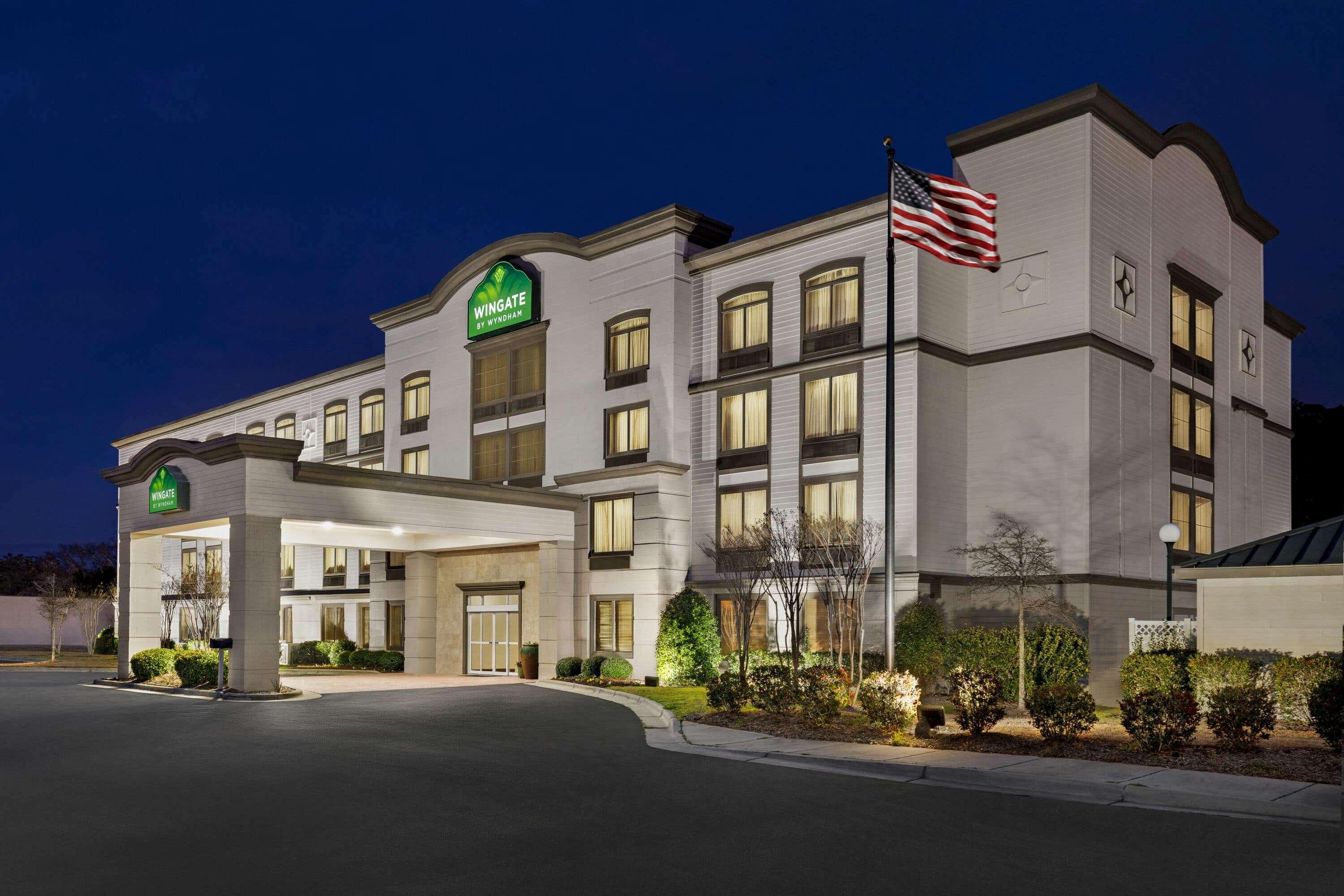 Wingate By Wyndham Southport Hotel Kültér fotó
